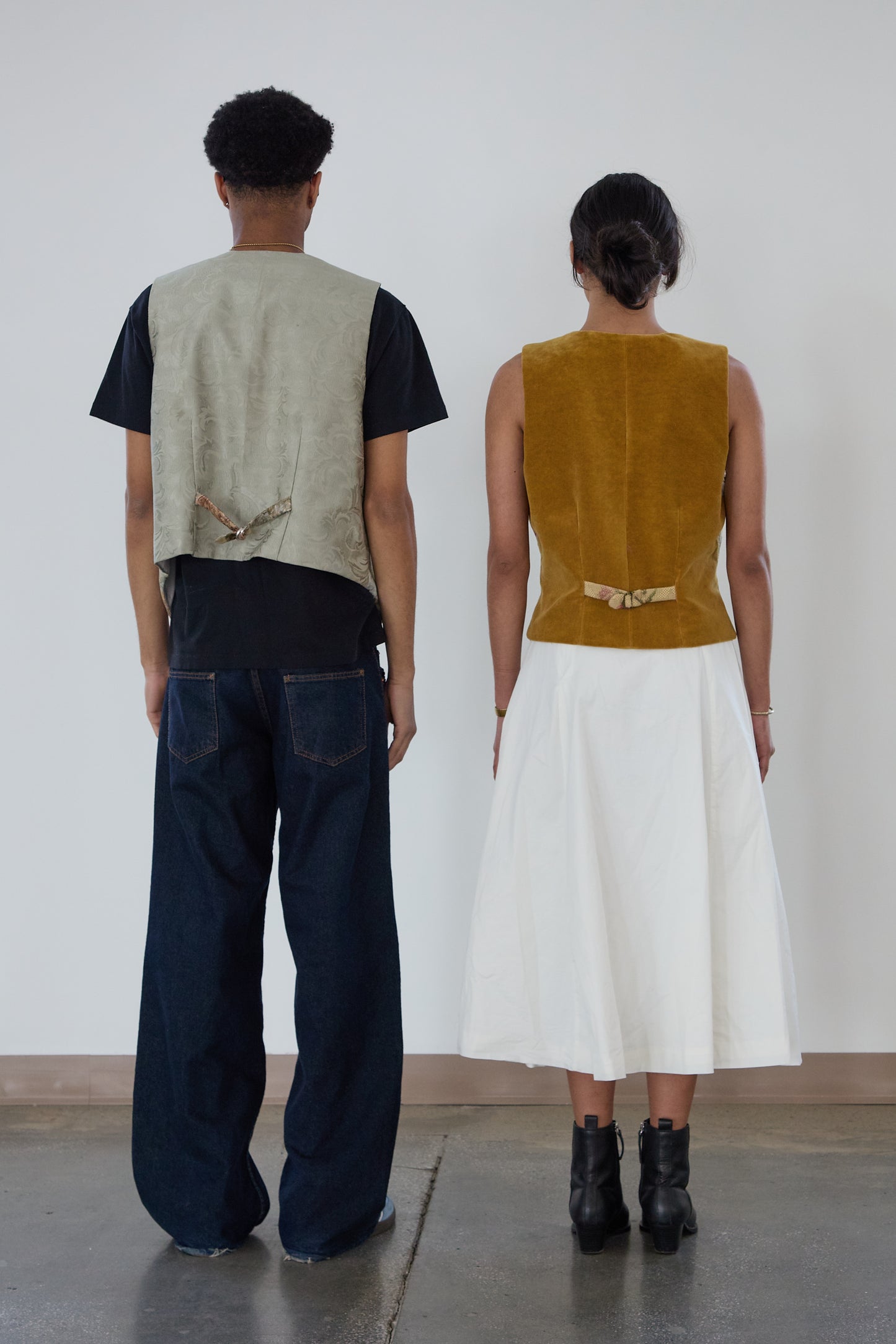 Floral Vest in Khaki Gold