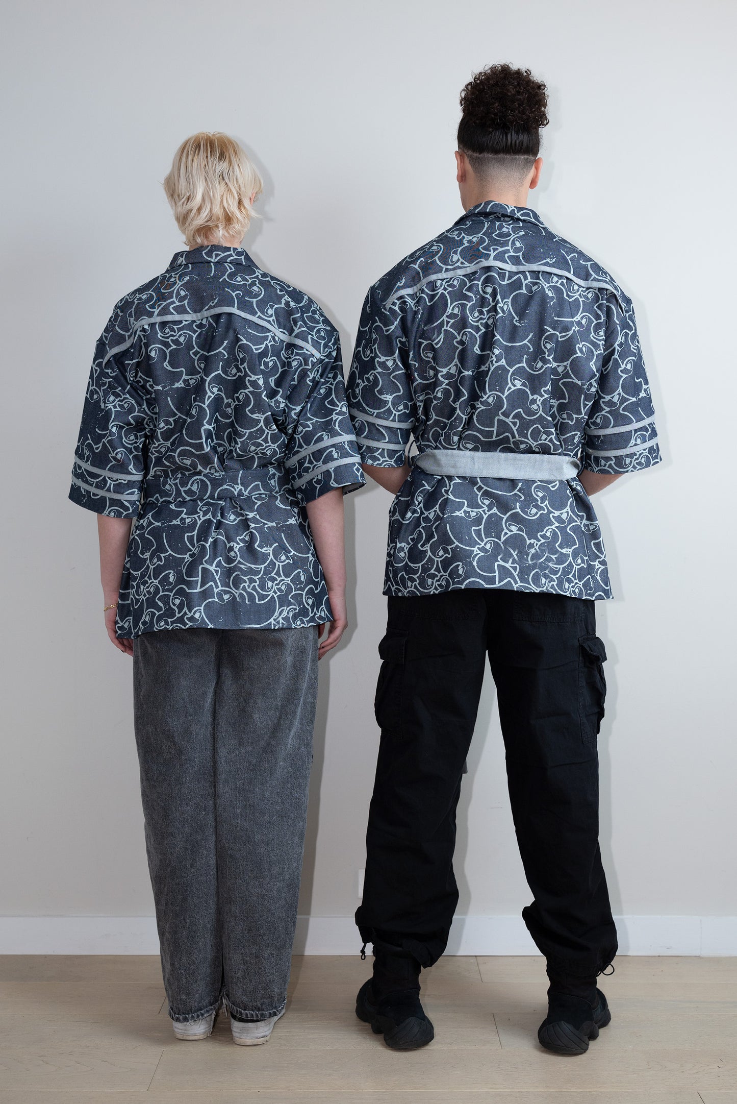 Belted Graphic-Print Denim Kimono Shirt